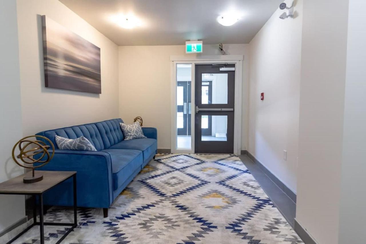 Newly Renovated Modern Condo Near Hospital, Unb Patio & Parking Coffee Saint John Exteriör bild